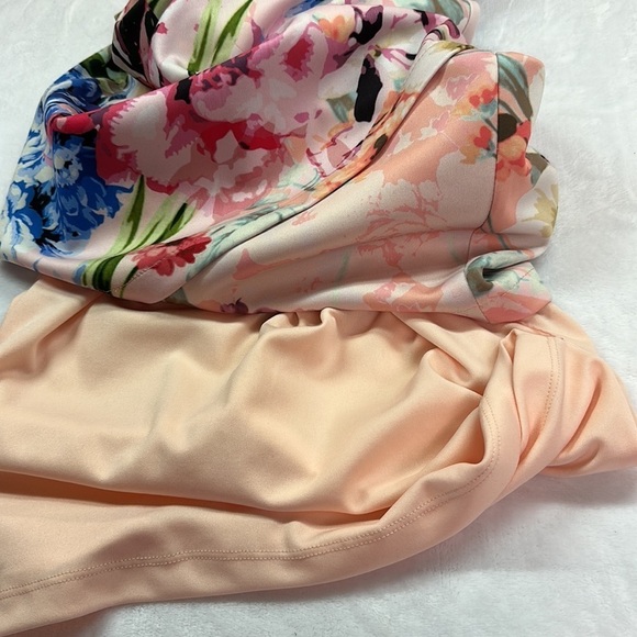 Guess Coral Multicolored Floral Halter Keyhole Side Ruching Bodycon Dress Size 6 - Picture 12 of 13